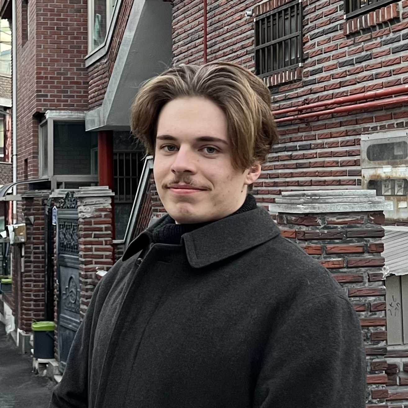 Profile picture of Lasse Jantsch
